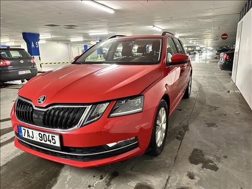 Škoda Octavia 1.6TDi 85kW DSG Style-DYNAMIC ČR !