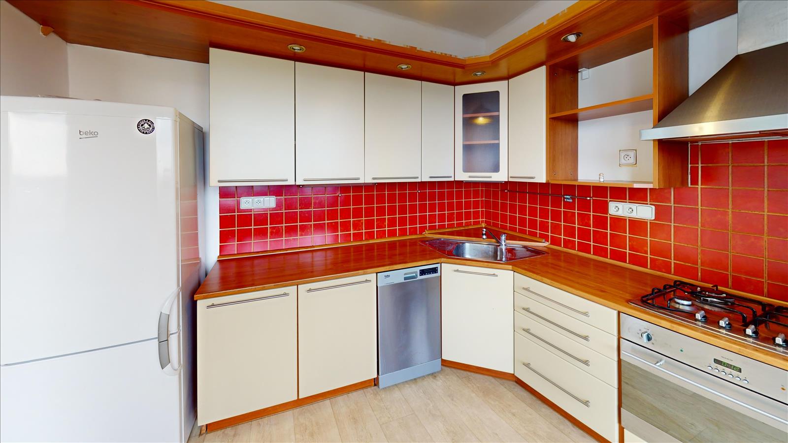 638778963740266743_24-Gen-Hrusky-Kitchen.jpg